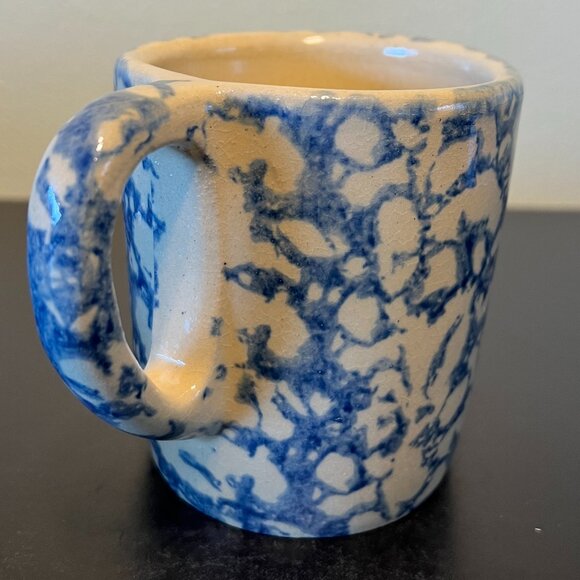 Vtg Roseville, Ohio Pottery R.R.P. Co USA Blue Spongeware Heavy Earthenware Mug - Picture 7 of 13